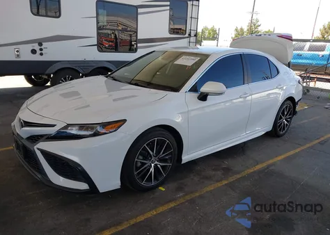 2023 Toyota Camry Se из США, поврежденный, VIN 4T1G11AK0PU764110